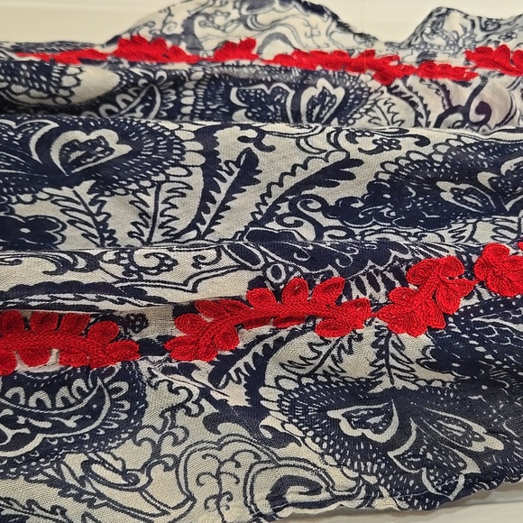 Lucky Brand Navy and Cream Scarf - Picture 9 of 13